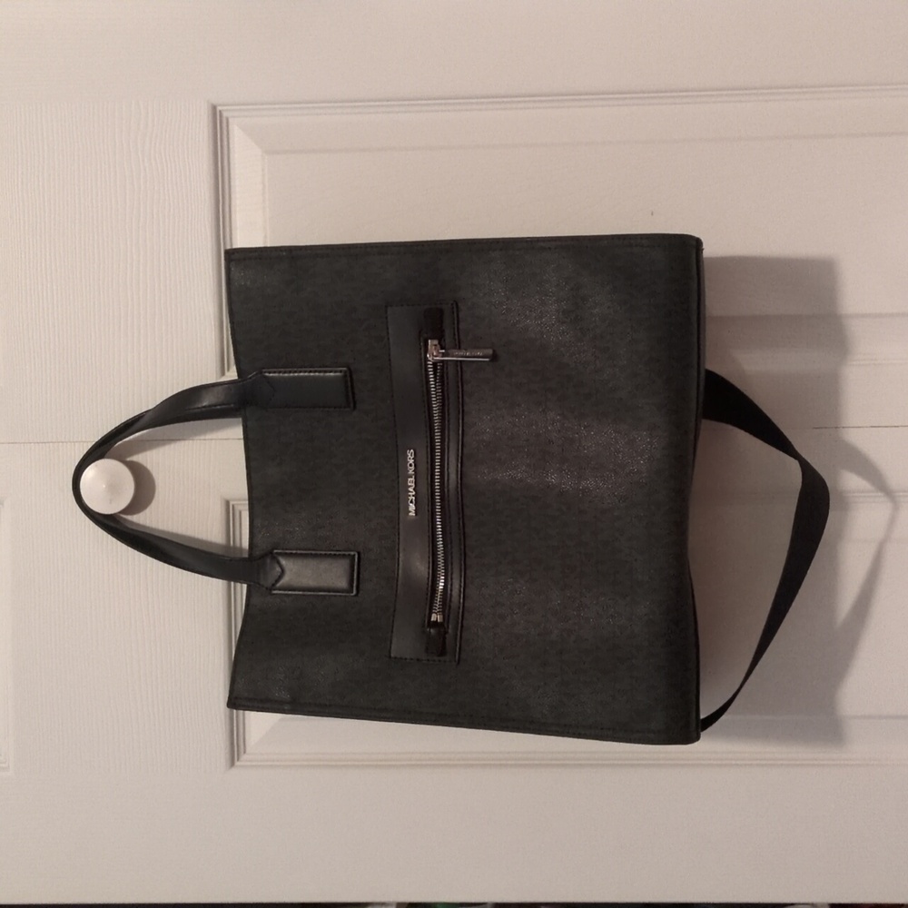 Michael kors XL Black travel/ business tote